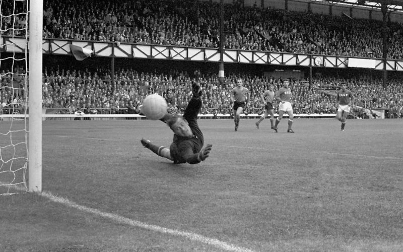 sự thật thú vị về lev yashin thủ môn huyền thoại